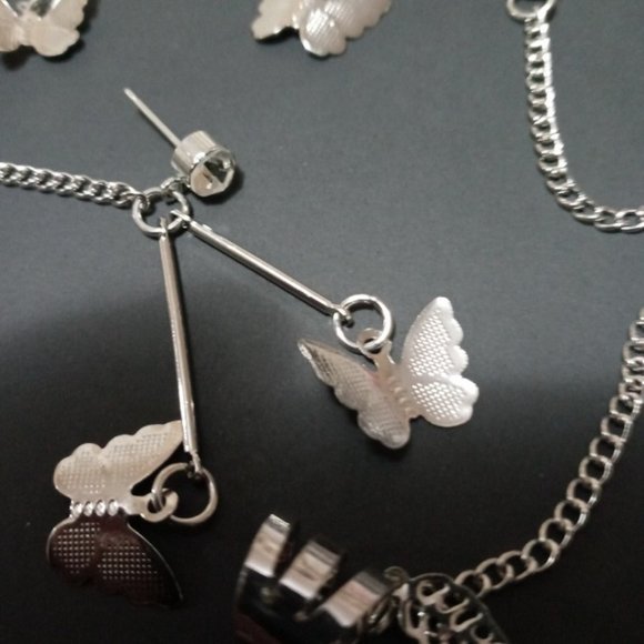 New Sexy Twin Butterfly Silver Punk Ear Cuffs⭐2Pk - Picture 2 of 4